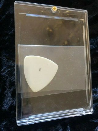 Elvis Presley Owned And Guitar Pick From Graceland Archives - Rare