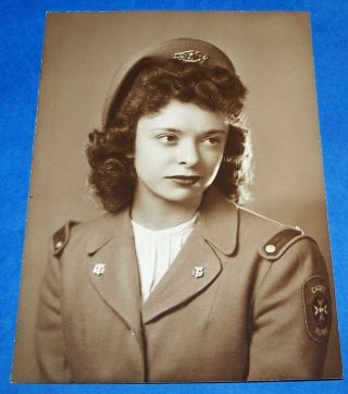 Ww2 Photo: Pretty Cadet Nurse Corps Woman,  St.  Louis,  Mo Studio