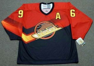 PAVEL BURE Vancouver Canucks 1995 CCM Vintage Throwback NHL Hockey Jersey 2