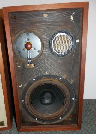 ACOUSTIC RESEARCH AR 2 AX SPEAKERS 1968 VINTAGE WALNUT CABINETS SWEET 5