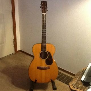 Vintage Martin 00 - 18 Acoustic Guitar