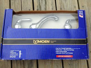 Vintage Moen Decorator 84240 Chrome Bathroom Faucet 8 " Widespread 2 Handle Lever