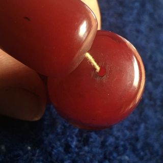Antique Faturan Cherry Amber Bakelite Barel Beads Damari Necklace 86.  6 Grams. 2