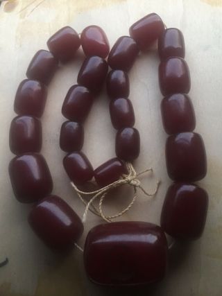 Antique Faturan Cherry Amber Bakelite Barel Beads Damari Necklace 86.  6 Grams. 6