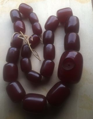 Antique Faturan Cherry Amber Bakelite Barel Beads Damari Necklace 86.  6 Grams. 8