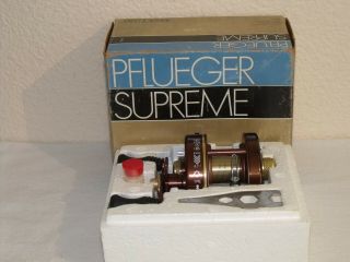 Vintage Pflueger Supreme Nib W/parts And Tool.  Rare Collector Reel.