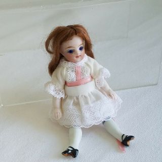 ANTIQUE GERMAN FRENCH - TYPE SLIM BISQUE DOLLHOUSE DOLL 4 