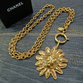 Chanel Gold Plated Cc Logos Lion Charm Vintage Necklace Pendant 4362a Rise - On