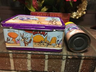 The Road Runner Metal Lunch Box and Thermos Vintage 1970 4