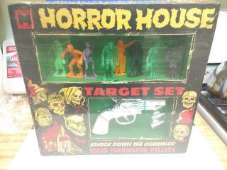 Very Rare 1964 Vintage MPC HORROR HOUSE Target Set Vintage Monsters 12