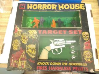 Very Rare 1964 Vintage MPC HORROR HOUSE Target Set Vintage Monsters 8