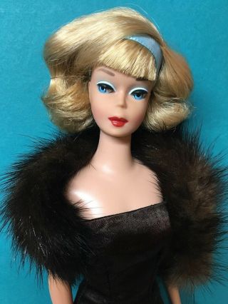 Yes it ' s Vintage American Girl Ash Blonde Side Part Barbie Doll byApril 3