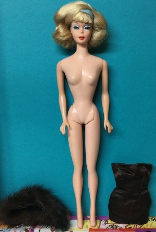 Yes it ' s Vintage American Girl Ash Blonde Side Part Barbie Doll byApril 8
