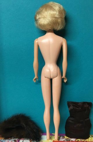 Yes it ' s Vintage American Girl Ash Blonde Side Part Barbie Doll byApril 9