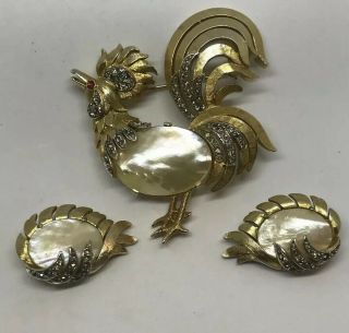 Vintage Trifari Rhinestone Jelly Belly Pearl Rooster Brooch & Earring Set