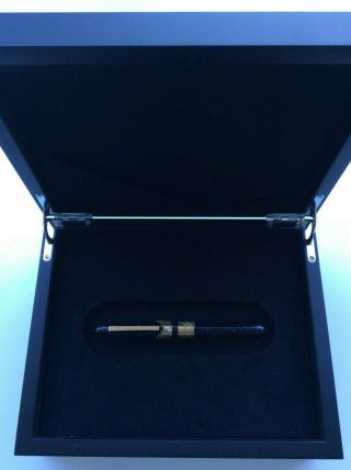 Omas Ogiva Fabulous Las Vegas Fountain Pen Le 26/100 Rare And Pen