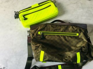 Louis Vuitton Messenger Bag Rare Neon With Pochette