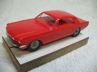 1/25 Scale Vintage Amt 1965 Mustang Coupe Red - Orange Slot Car 1 -