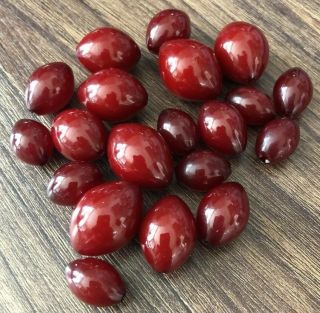Vintage Loose Cherry Amber Bakelite Beads 47g