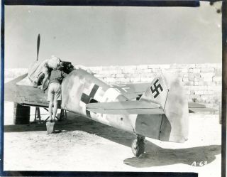 Wwii 1943 4th Field Hospital - Captured German Bf - 109 On Airfield,  Egypt