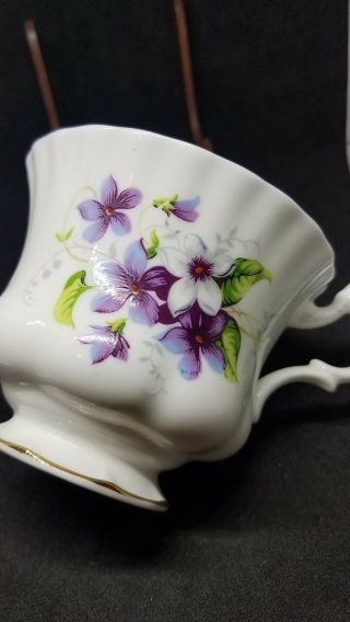 Royal Albert Bone China Violets Cup and Saucer Set 6