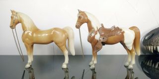 Vintage Breyer PLASTIC HORSES w/REINS & Saddle RARE Unmarked 2