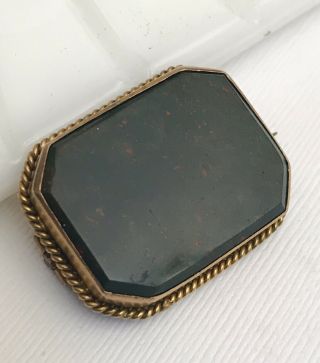 Antique Victorian Bloodstone & 10k Gold Brooch Pin 15.  8 G