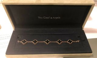 Authentic Van Cleef & Arpels Vintage Alhambra 5 Motif Bracelet Onyx 18k Yellow