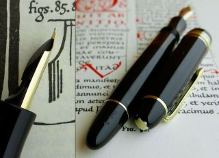 Montblanc 146 1st Issue Celluloid Fountain Pen 1948.  14C F Flex Nib.  Ultra RARE 6