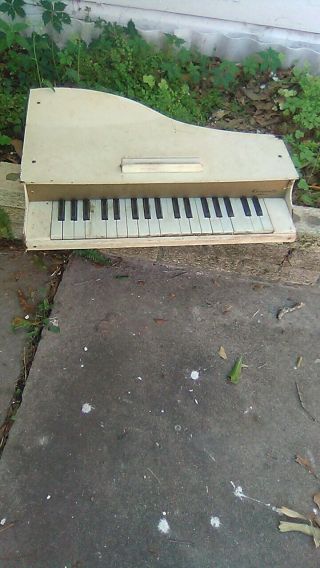 Casspinette Toy Company Vintage Baby Grand Piano