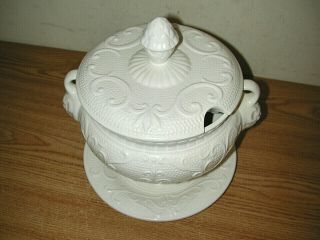 VINTAGE LARGE CERAMIC PORCELAIN LIDDED SOUP TUREEN W/ PLATTER & LADLE JAPAN MADE 5