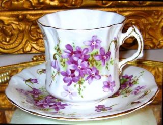 Hammersley Purple Violets Tea Cup And Saucer England Bone China Teacup