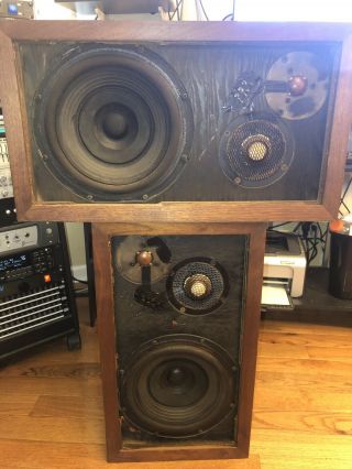 2) Vintage Acoustic Research Ar - 3a Speakers.