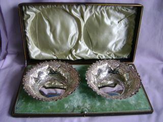 Pr Of Antique Silver Bon Bon Dishes Sheffield 1895 Cooper Bros W/ Fitted Case