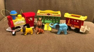 Vintage Fisher Price Circus Train Playset 3 Cars Vehicle Figures 4 Animals