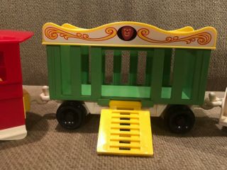 Vintage Fisher Price CIRCUS TRAIN Playset 3 Cars Vehicle Figures 4 Animals 4