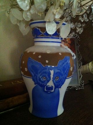 RARE George Rodrigue Pilgrim Blue Dog Vase - Winter Fest Cameo Glass 35 4