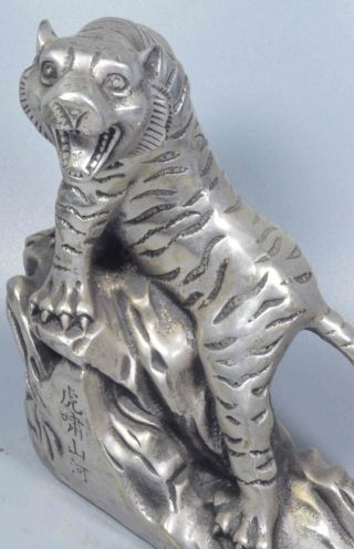 Collectable Handwork Old Miao Silver Carve Exorcism Tiger Souvenir Tibet Statue 2