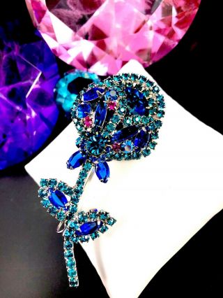 RARE JULIANA D&E SAPPHIRE RIVOILI RHINESTONE FLOWER BLOSSOM LOLLIPOP BROOCH BOOK 4