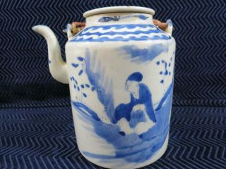 Late 19th Century Chinese Export Blue And White Teapot
