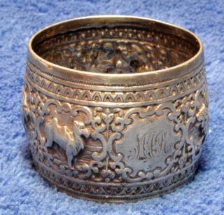 Rare Georgian 1863 Thomas Shaw Birmingham Raised Animals Sterling Napkin Ring