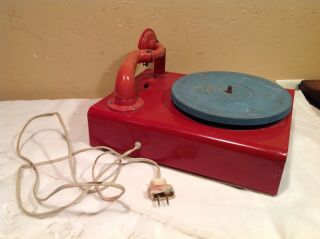 Vintage Vanity Fair Metal Childs Phonograph Turntable 7