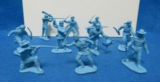 Marx Matched Set Of Light Blue 54mm Frontiersmen/cavalry - Fort Apache