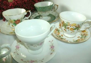 6 VINTAGE TEA CUPS AND SAUCERS,  ROYAL ALBERT,  QUEEN ANNE,  AVON,  PEARLIZED,  ENGLAND 5