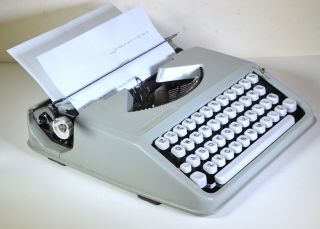 Rare Hermes Rocket Vintage Typewriter Cursive/script Typeface W/case