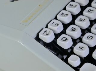 RARE Hermes Rocket Vintage Typewriter cursive/script typeface w/case 7