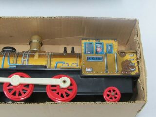 MASUDAYA CONTINENTAL GOLD LOCOMOTIVE TIN Battery Operated TOY Train 4