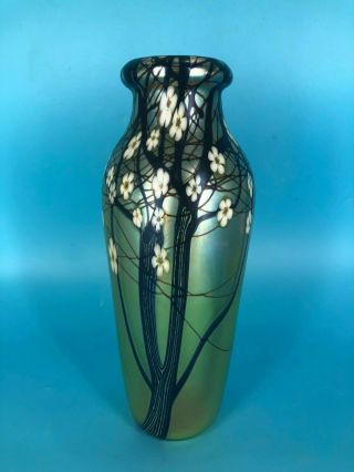 Vintage Orient & Flume Art Glass Iridescent Hawthorne 10.  5 " Signed Vase