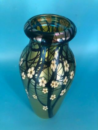 Vintage Orient & Flume Art Glass Iridescent Hawthorne 10.  5 