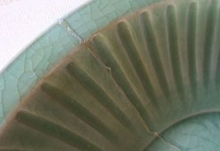 VERY RARE LARGE c1600 CHINESE LONGQUAN CELADON GLAZE CHARGER PLATE 5